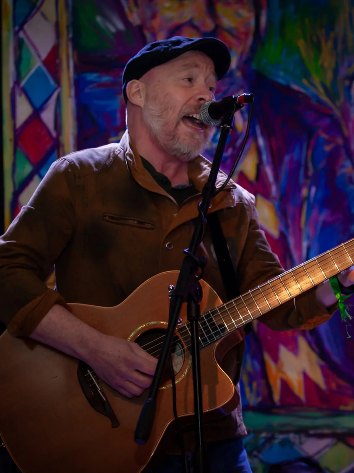 Dave Arrowsmith performing at Tooley's Boatyard
